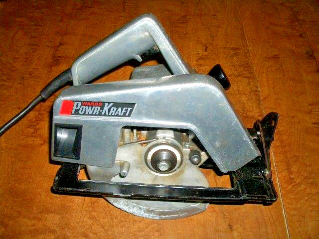 VINTAGE WARD&rsquo;S POWR-KRAFT CIRCULAR HAND SAW 7 1/2&Prime;-MDL.# TPC-8124A-5600 RPM-USED