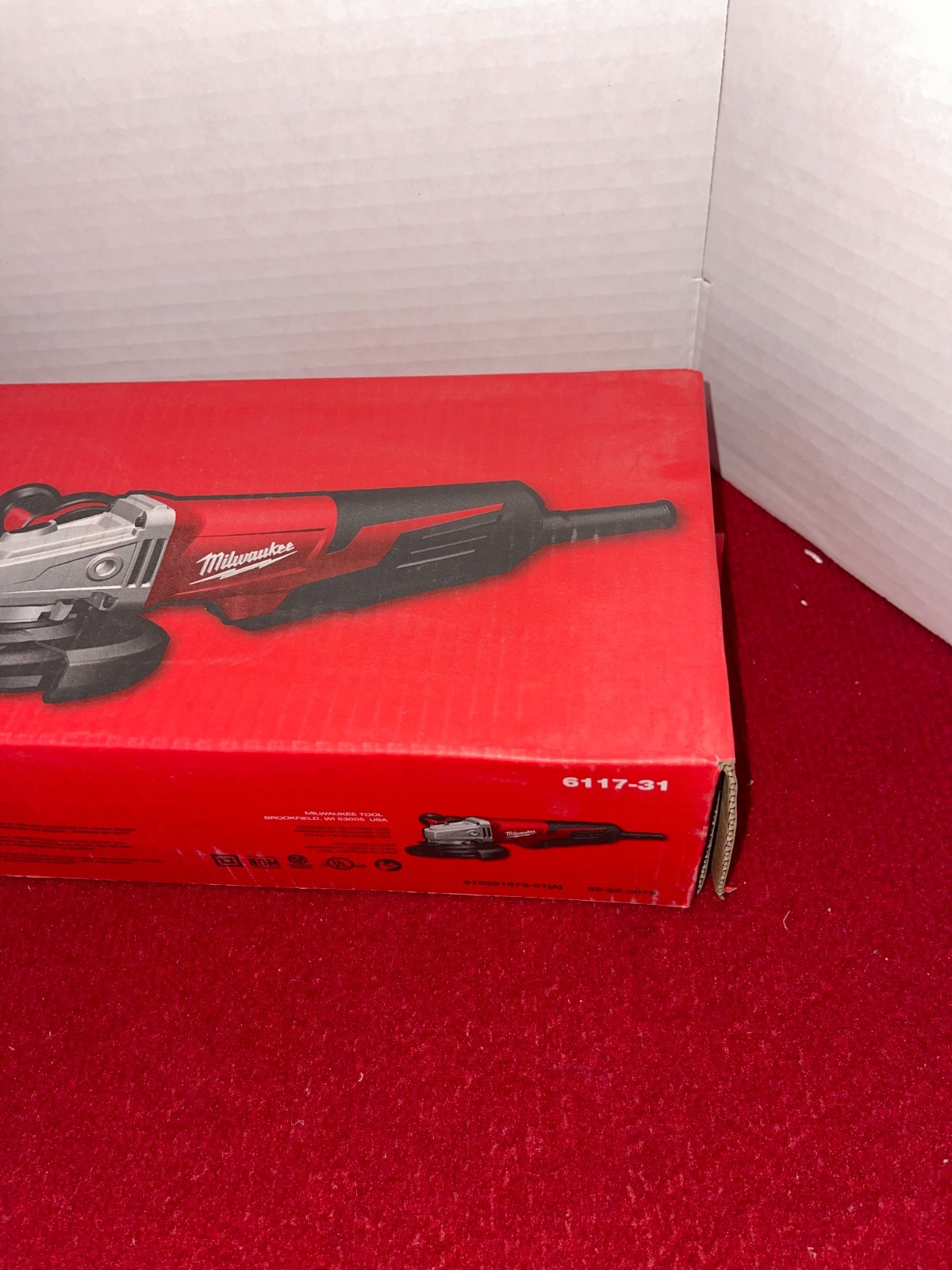Milwaukee 6117-31 13 Amp 5 in. Small Angle Grinder Paddle, No-Lock
