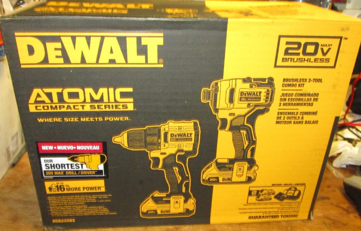 DeWalt ATOMIC 20V MAX Brushless 2 Tool Combo Kit