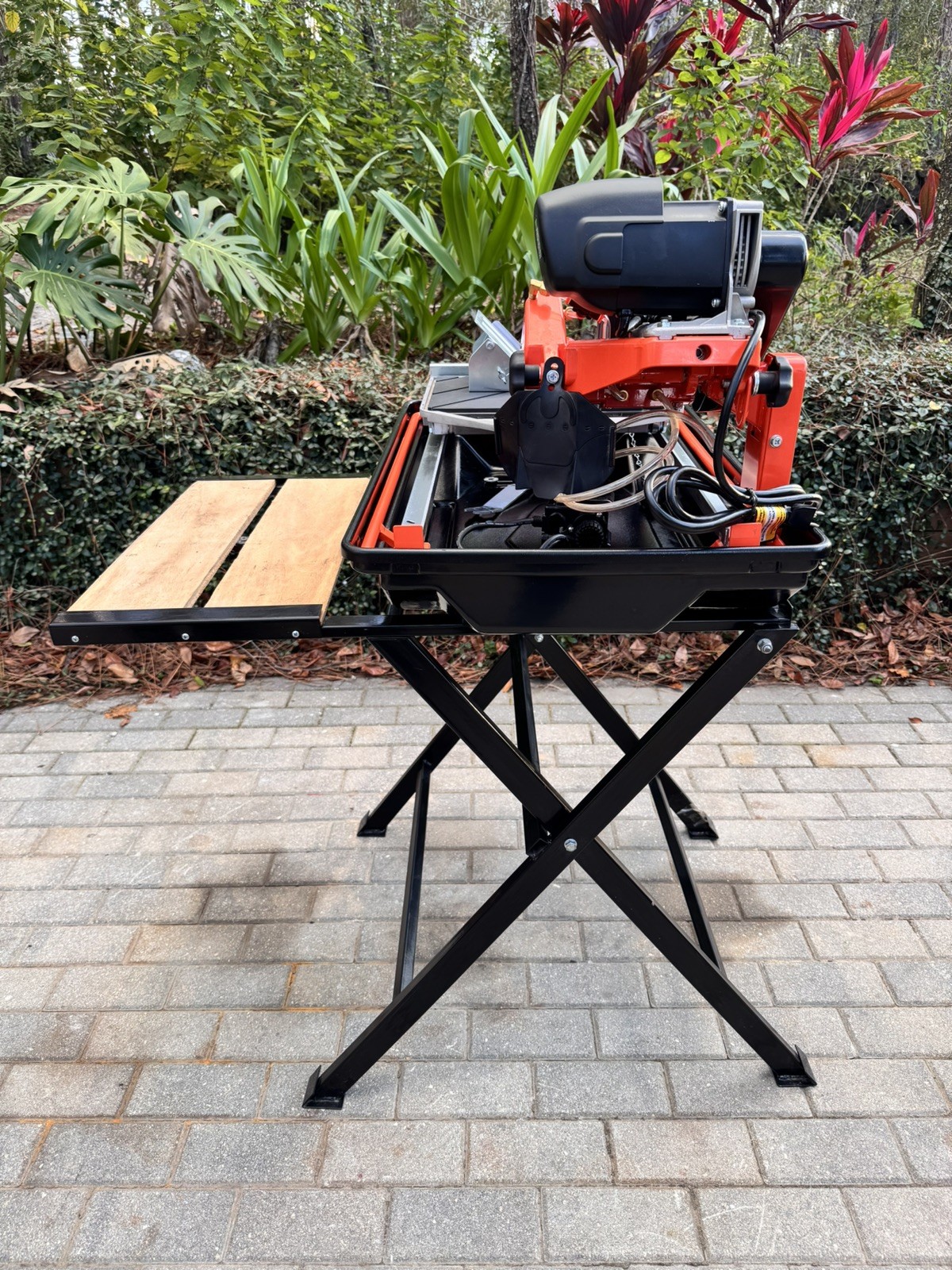 Norton Clipper CTC705 7&Prime; Tile Saw with Premium Stand
