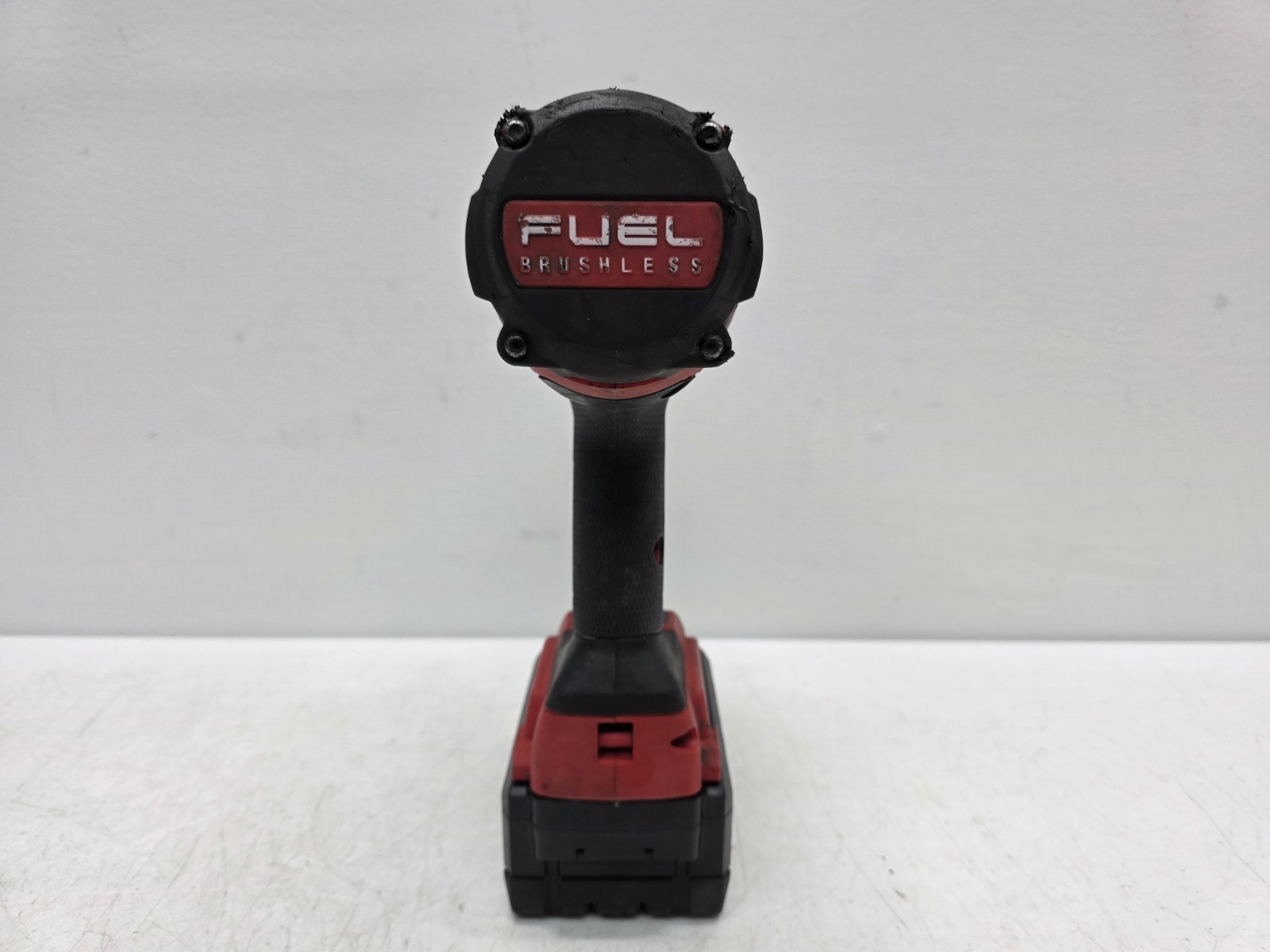 Milwaukee 2864-20 18V Li-Ion Cordless 3/4&Prime; Square Ring Impact Wrench