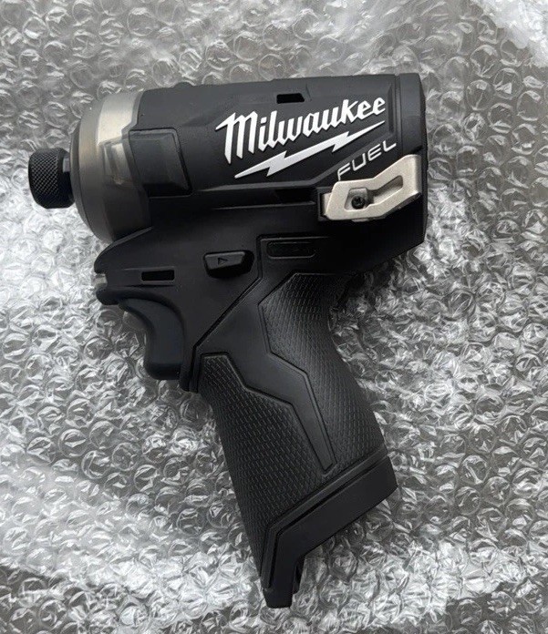 Milwaukee 2551-20 BLACKOUT M12 FUEL SURGE 1/4&Prime; Hex Hydraulic Driver | 2025 NEW!