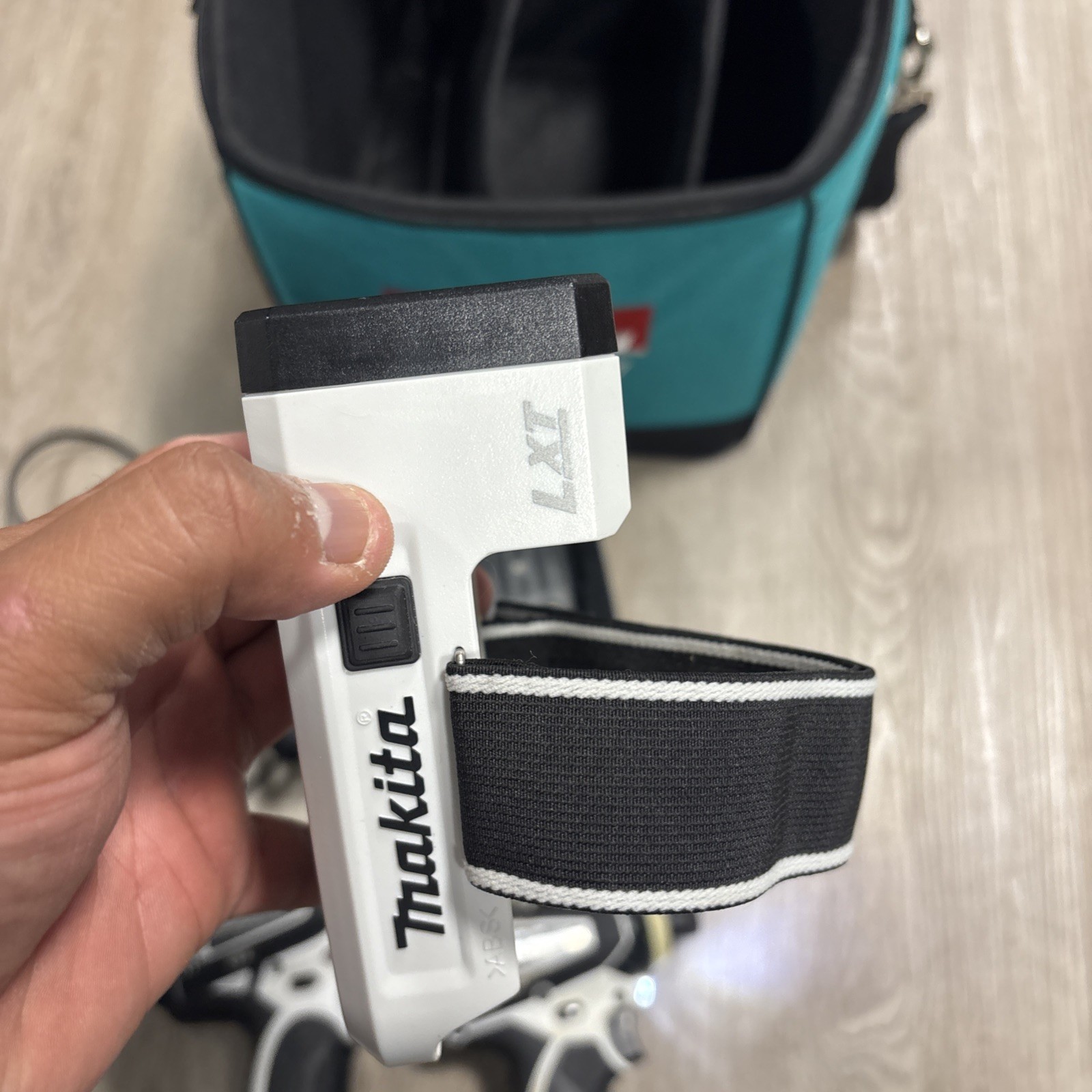 Makita 18v Combo Kit LXFD01 Drill & LXDT04 Impact Driver Charger, Case, Battery