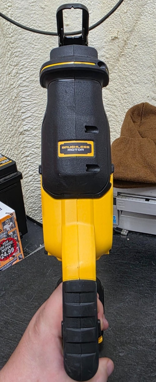 DEWALT DCS382B 20V MAX XR Li-ion Brushless Cordless Reciprocating Saw TOOL ONLY