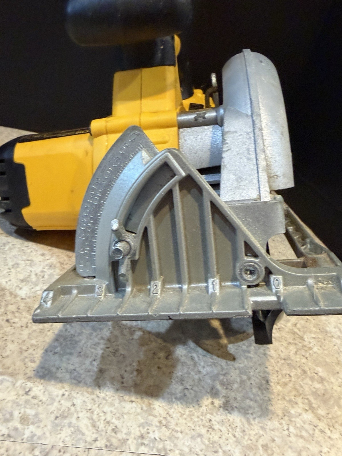 DeWalt DC310 28V Cordless Circular Saw 6-1/2” – Bare Tool (No Battery/Charger)