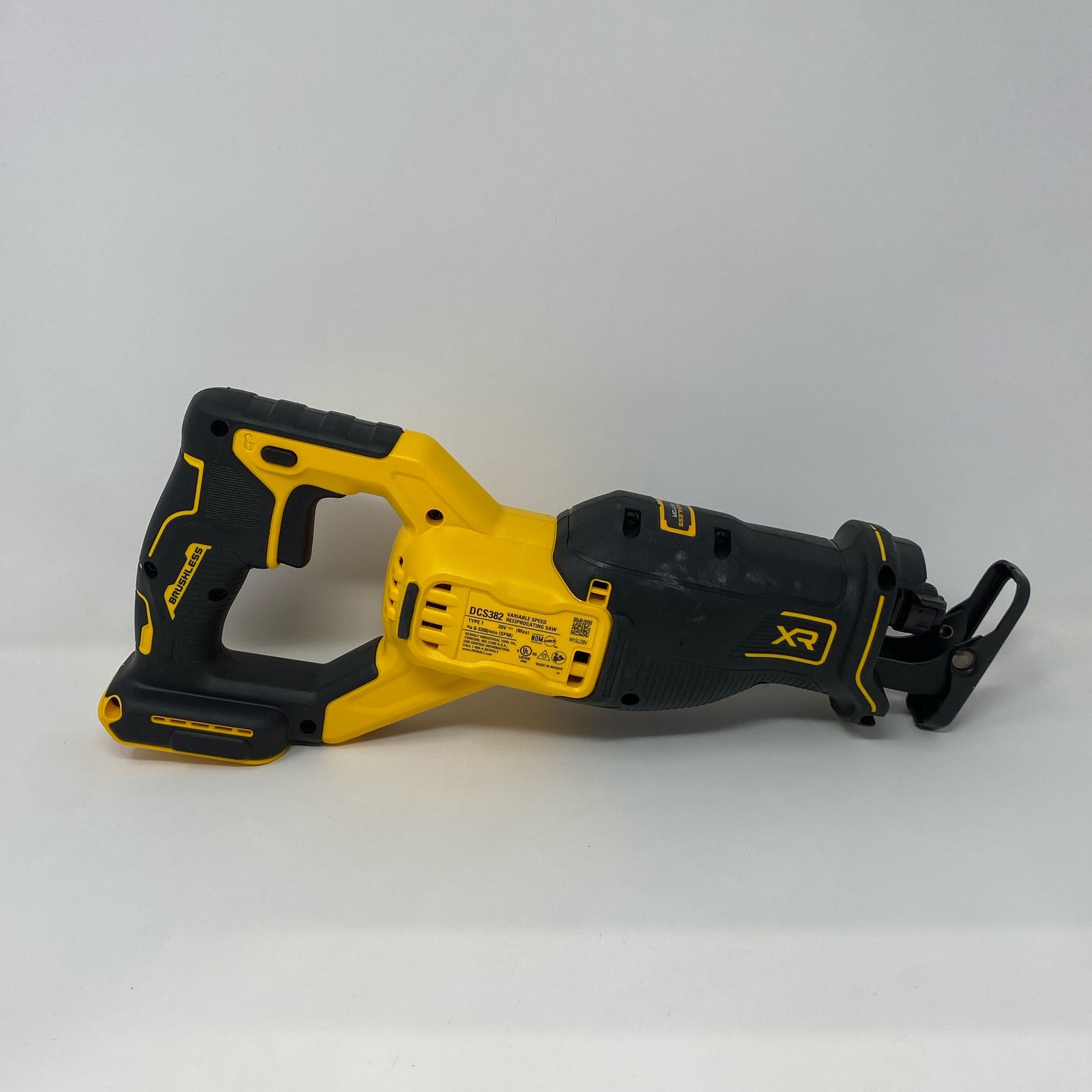 DEWALT 20V MAX XR Reciprocating Saw DCS382B Tool Only Yellow/Black