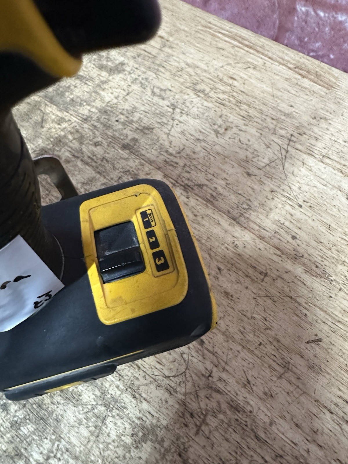 Dewalt DCF887B 1/4&Prime; 3 Speed 20V XR Impact Driver For Parts Or Repair D-24B