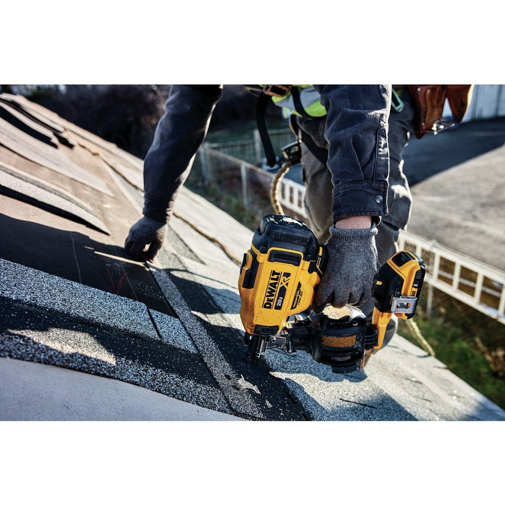DEWALT DCN45RND1R 20V MAX BL Coil Roofing Nailer Kit (2Ah) Certified Refurbished