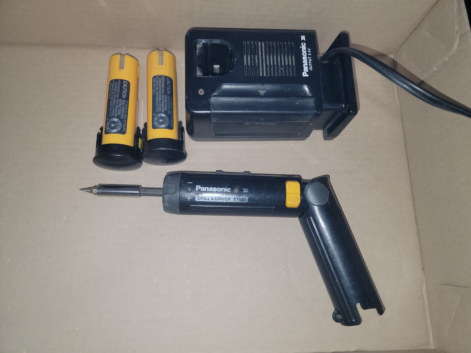 Panasonic EY503 2.4V Cordless Drill/Driver with charger & Extra Battery – Tested