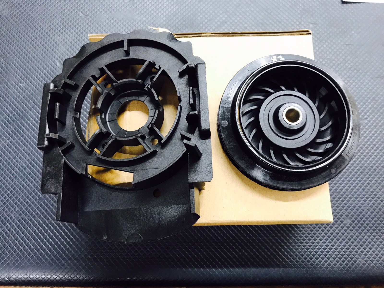 DEWALT DEMOLITION HAMMER D25851K / D25831K FAN & Baffle * N016920 1006592-01 *