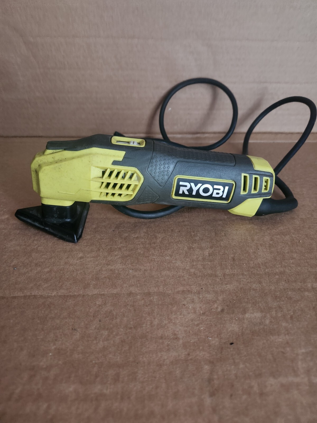Ryobi DS1200 120V 0.4A 2-7/8&Prime; Corded Detail Sander ,tested and works
