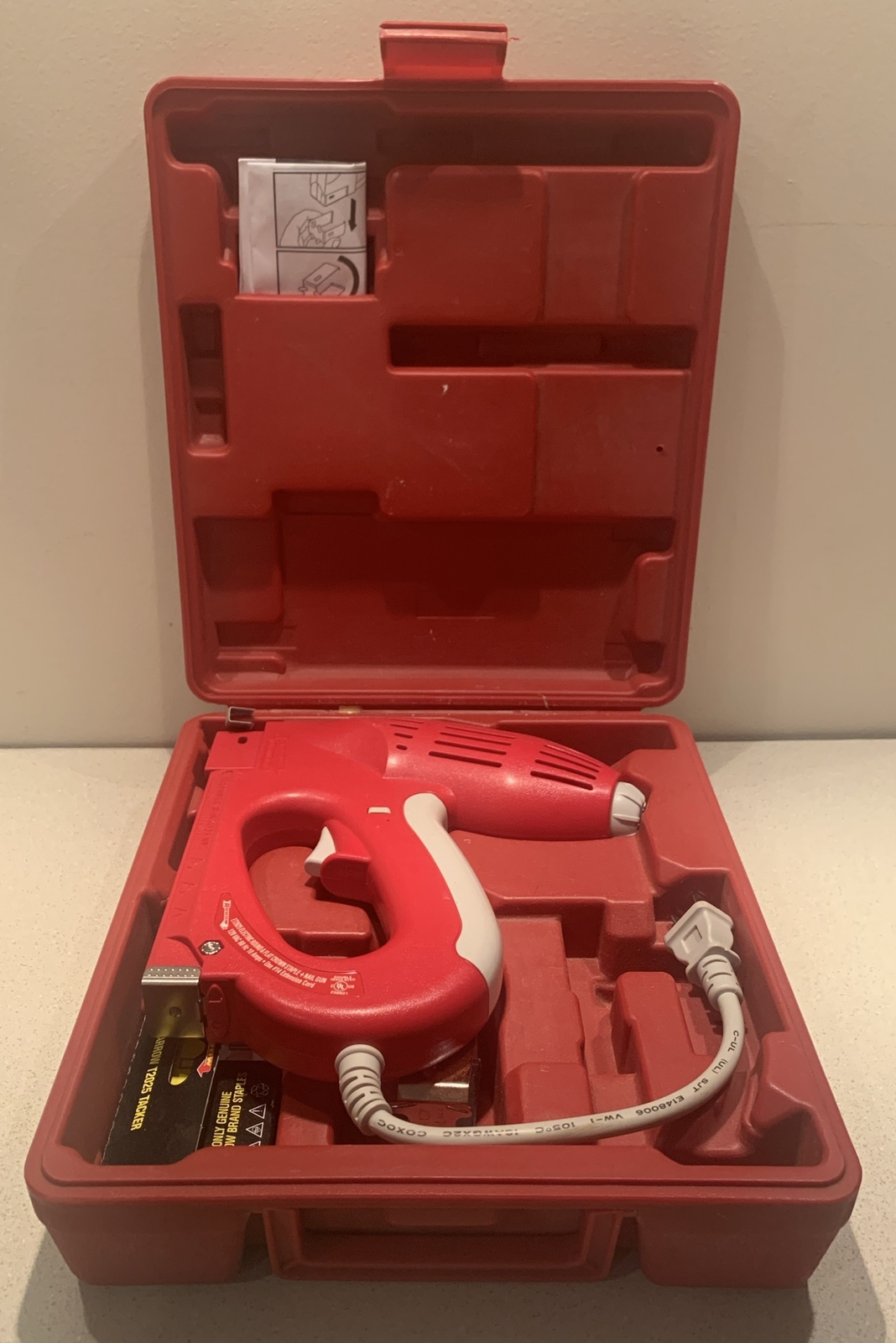 Arrow Electro Matic Electric Staple and Brad Nail Gun Kit w/ Directions & Case