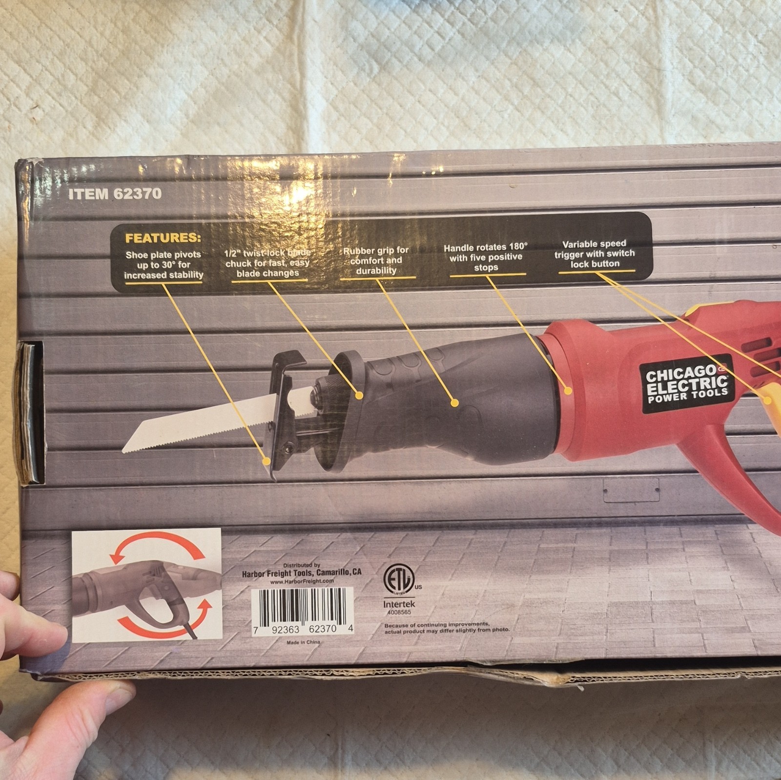 Chicago Electric Power Tools 6 Amp Corded Reciprocating Saw Rotating- Saw Blades