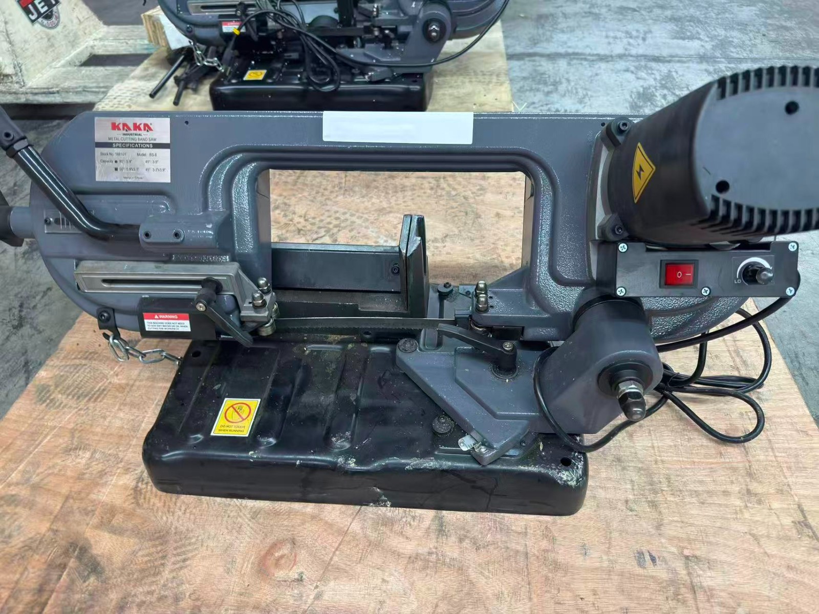 (Not brand new) 6 inch Benchtop Metal Cutting Band Saw, 0°-45° , 110V BS-150