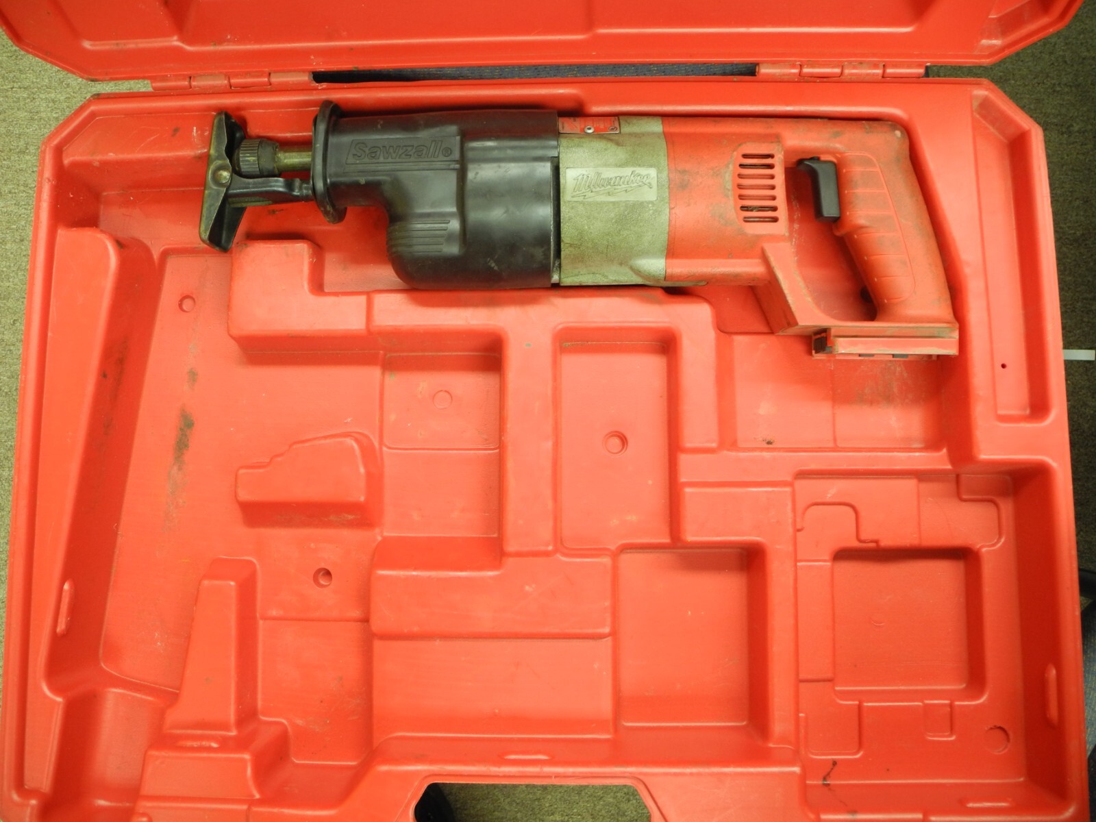Milwaukee Cordless 18Volt Sawzall 6536-01 Includes Case. No Battery or Charger