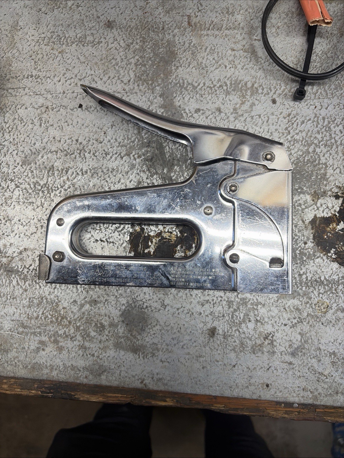 Arrow Fastener T-50 Heavy Duty staple gun – USA – stapler tool USED Working