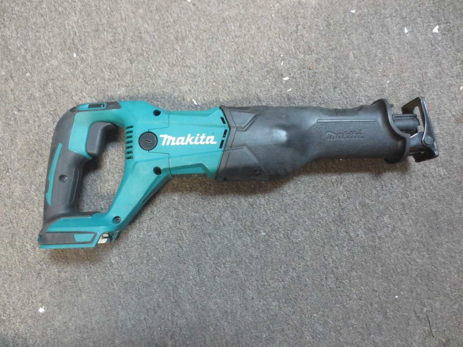 Makita XRJ04 Reciprocating Saw ( Tool Only)