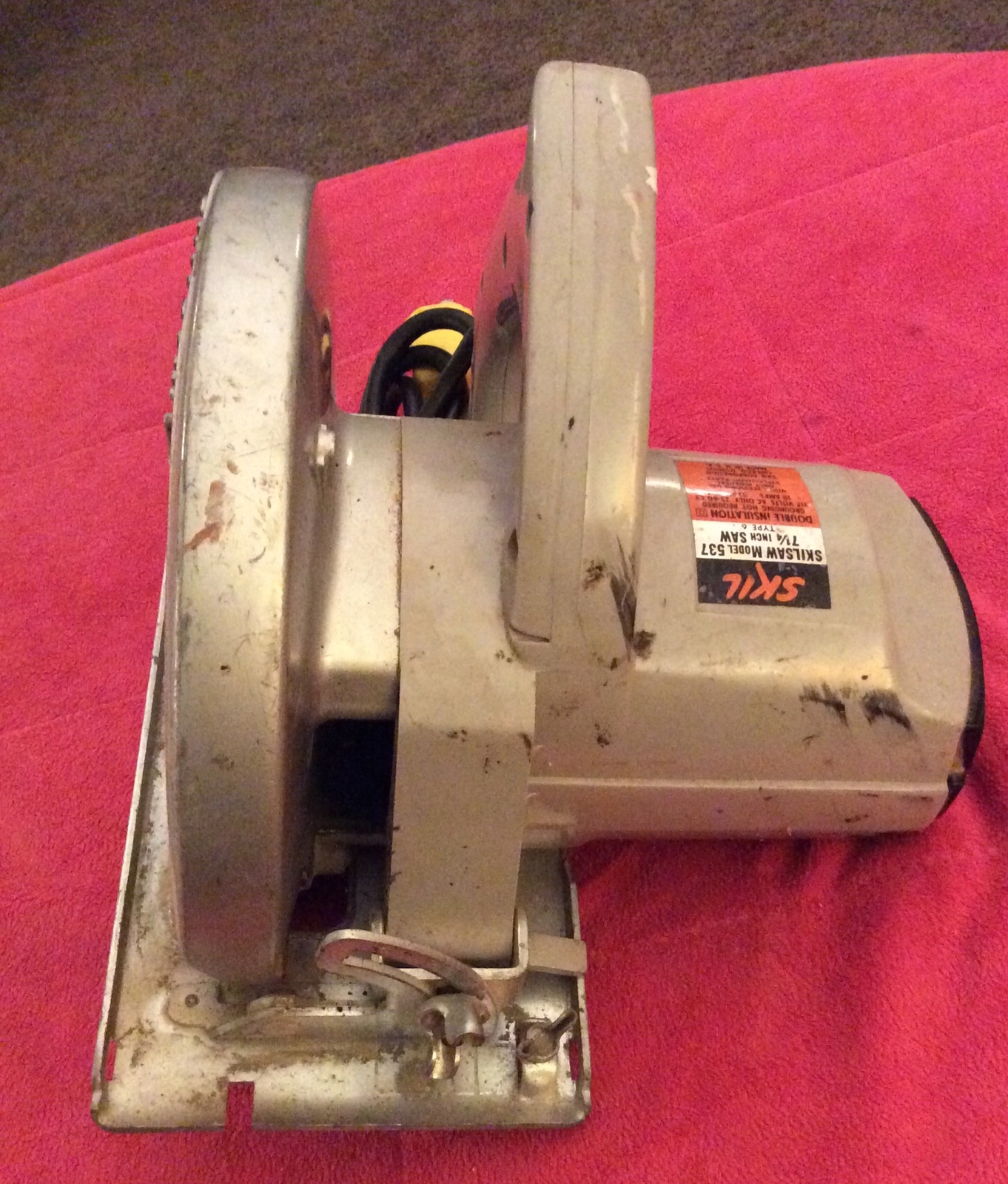 Skilsaw 7 1/4” Model 537 Saw Type 6 ,Double Insulation’. Made In U.S.A Corded