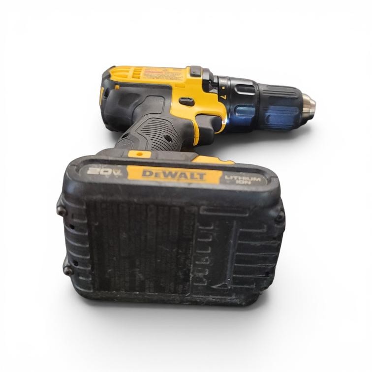 DeWalt DCD780 20V Max 1/2&Prime; Cordless Compact Drill w/Battery (AE) (PSH044968)