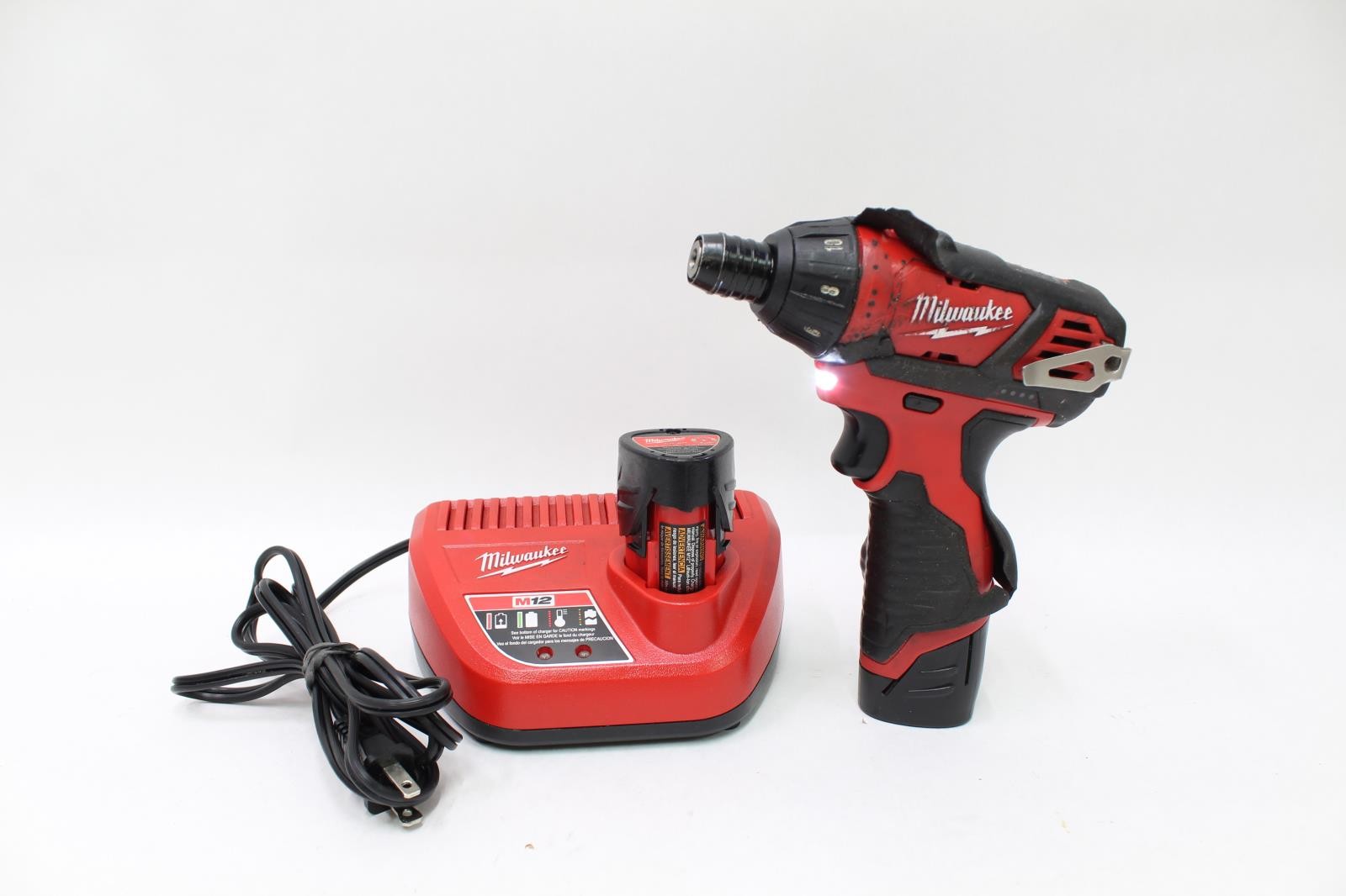 Milwaukee 2401-20 M12 12 Volt 1/4&Prime; Hex Screwdriver Kit