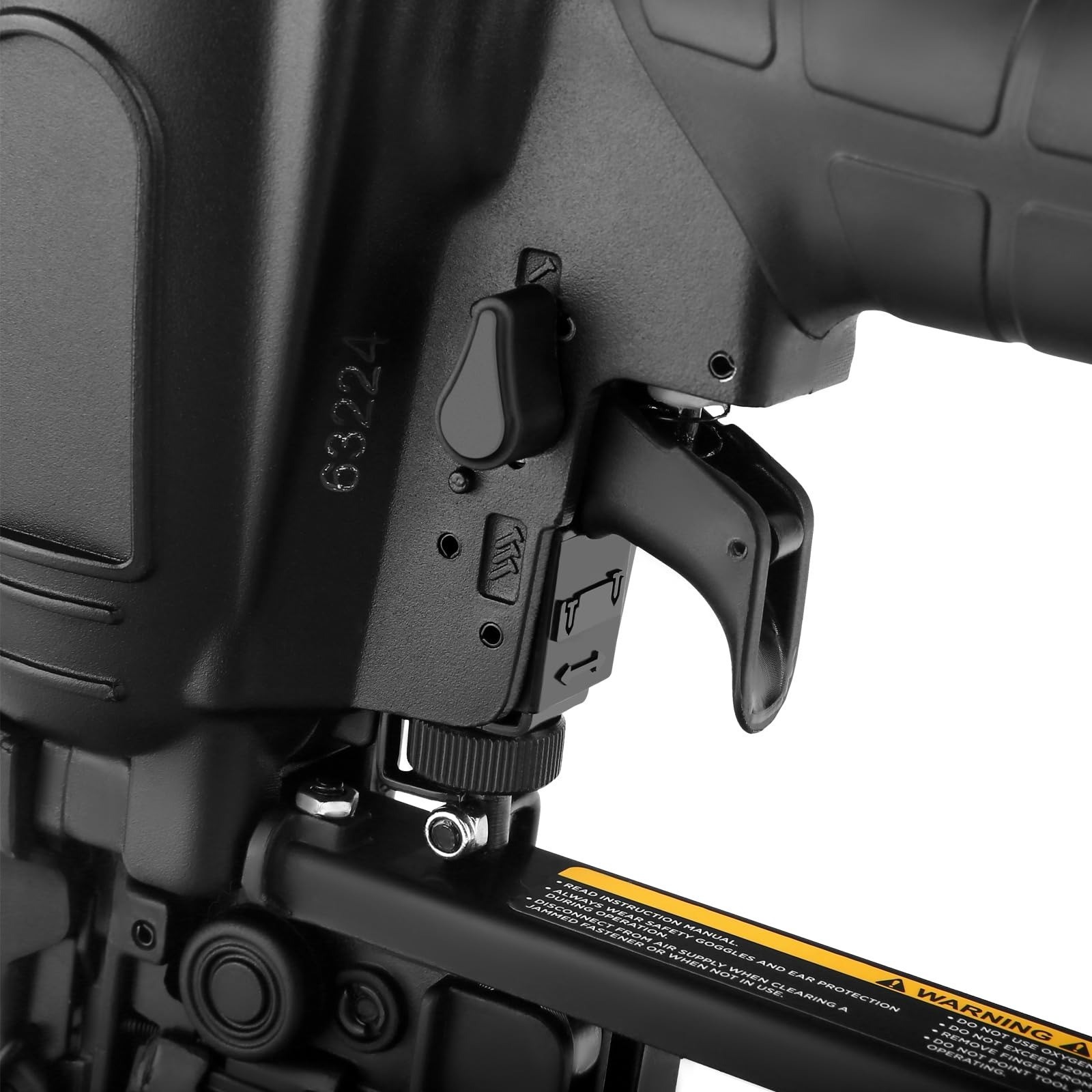 HBT64P 16 Gauge Finish Nailer with Magnesium Housing, Carrying Case