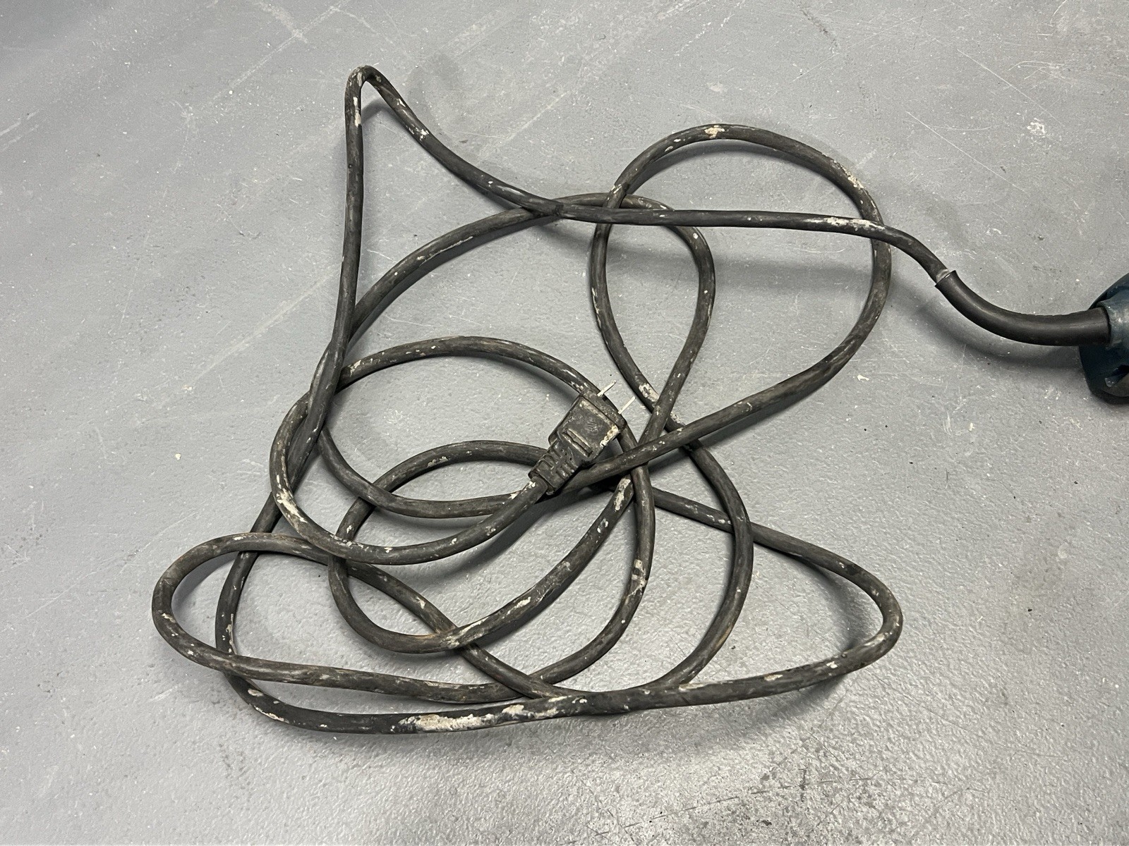 BOSCH CSG15 5&Prime; Concrete Surfacing Grinder Corded Used
