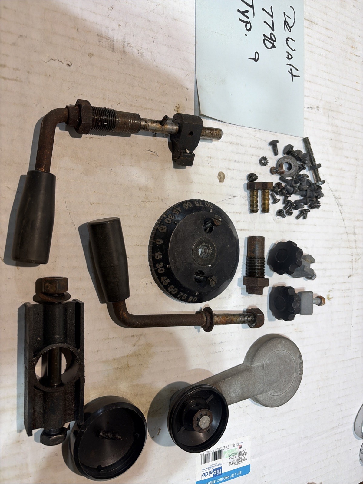 12&Prime;DeWalt Radial Arm Saw Levers Pluss other parts off Model #7790 Type 9 (st3)