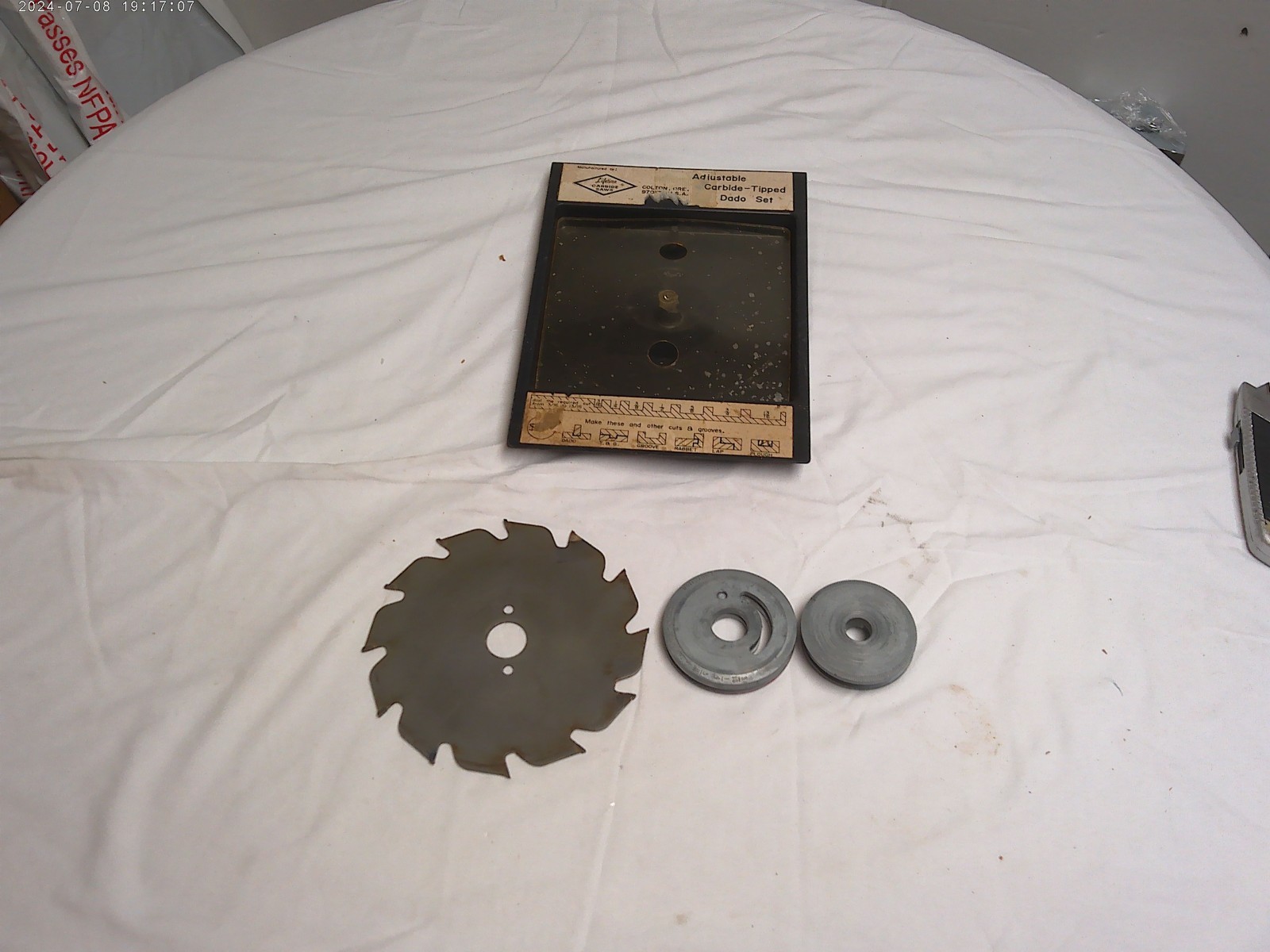 Lifetime Carbide Adjustable Dado 7&Prime; Blade Set, 5/8&Prime; arbor