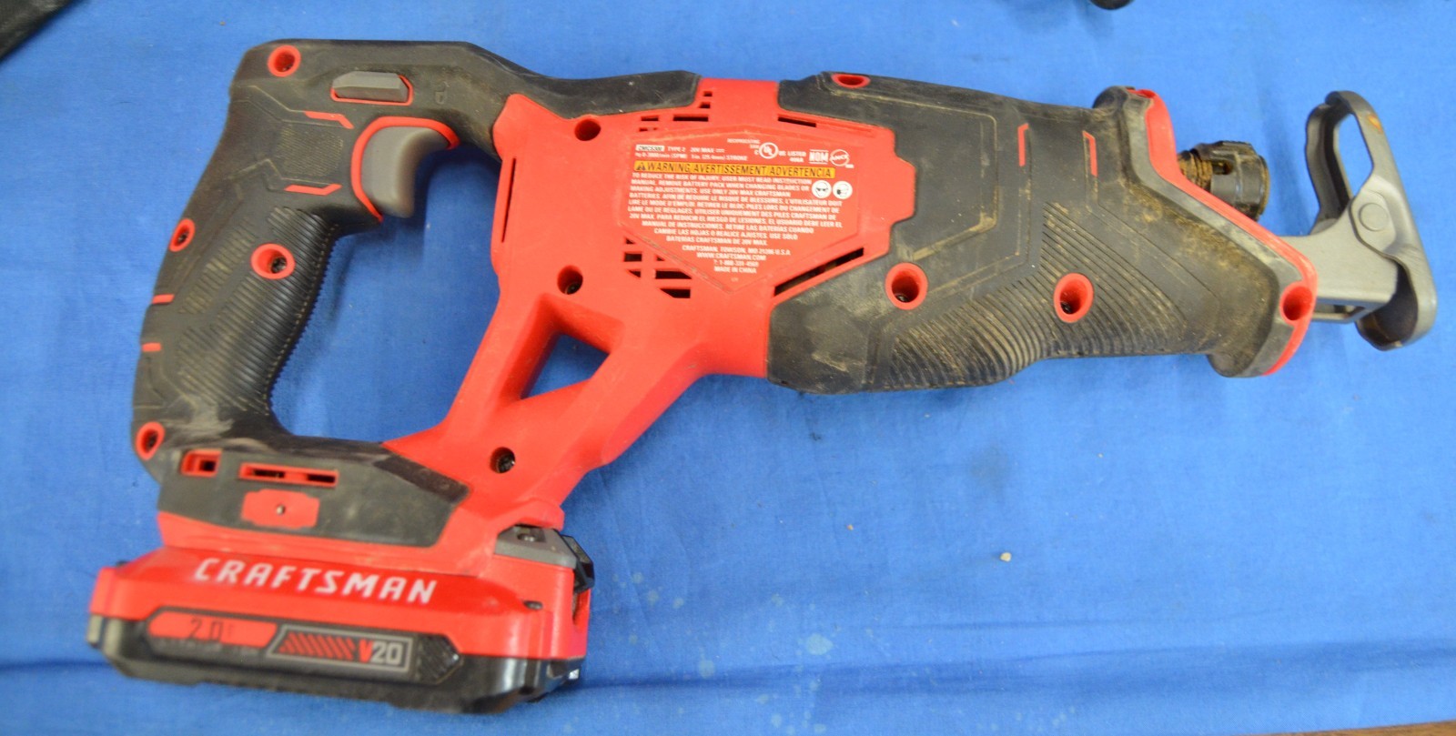 Craftsman tool combo CMCS300 & CMCS500 with 1 battery and carrying bag