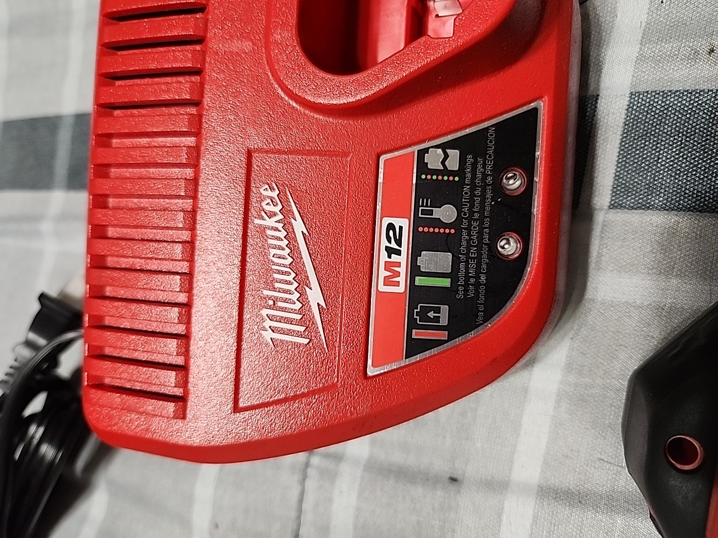 Milwaukee 2420-20 M12 Hackzall Reciprocating Saw Charger NO BATTERY