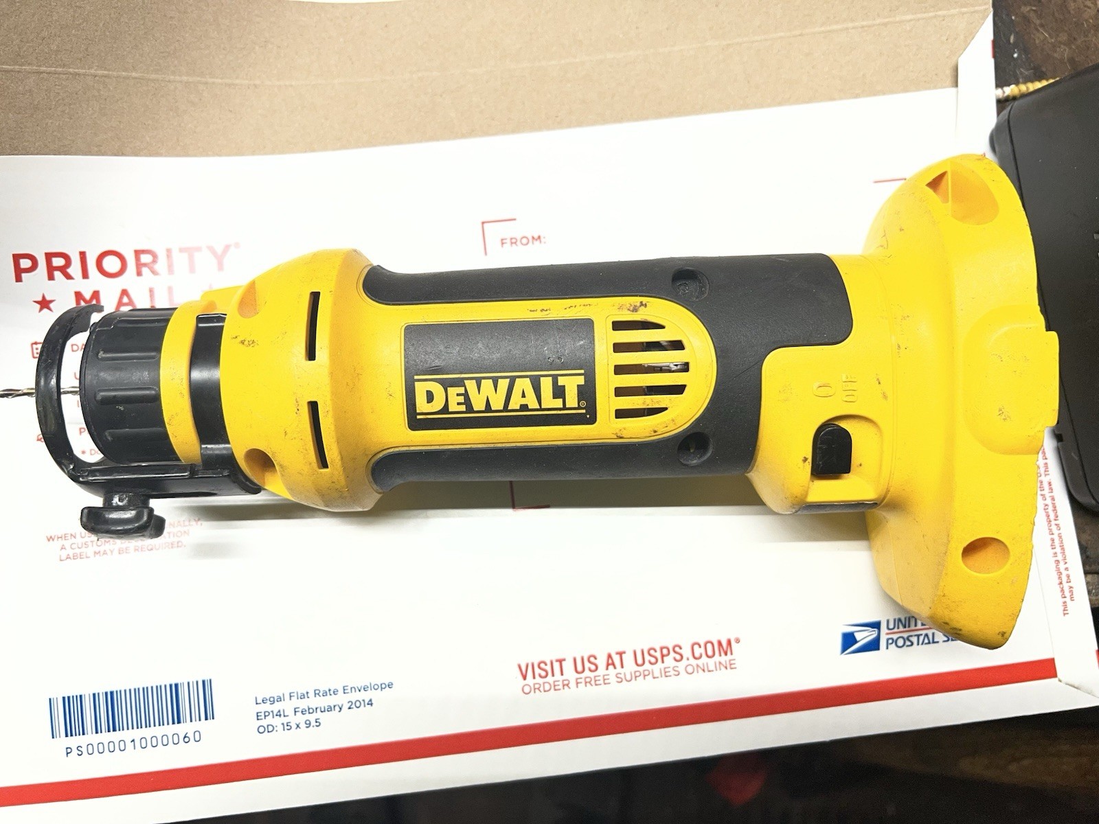 DeWALT DC550 18V Heavy Duty Cordless Cut Out Tool. Bare Tool Only*excellent*