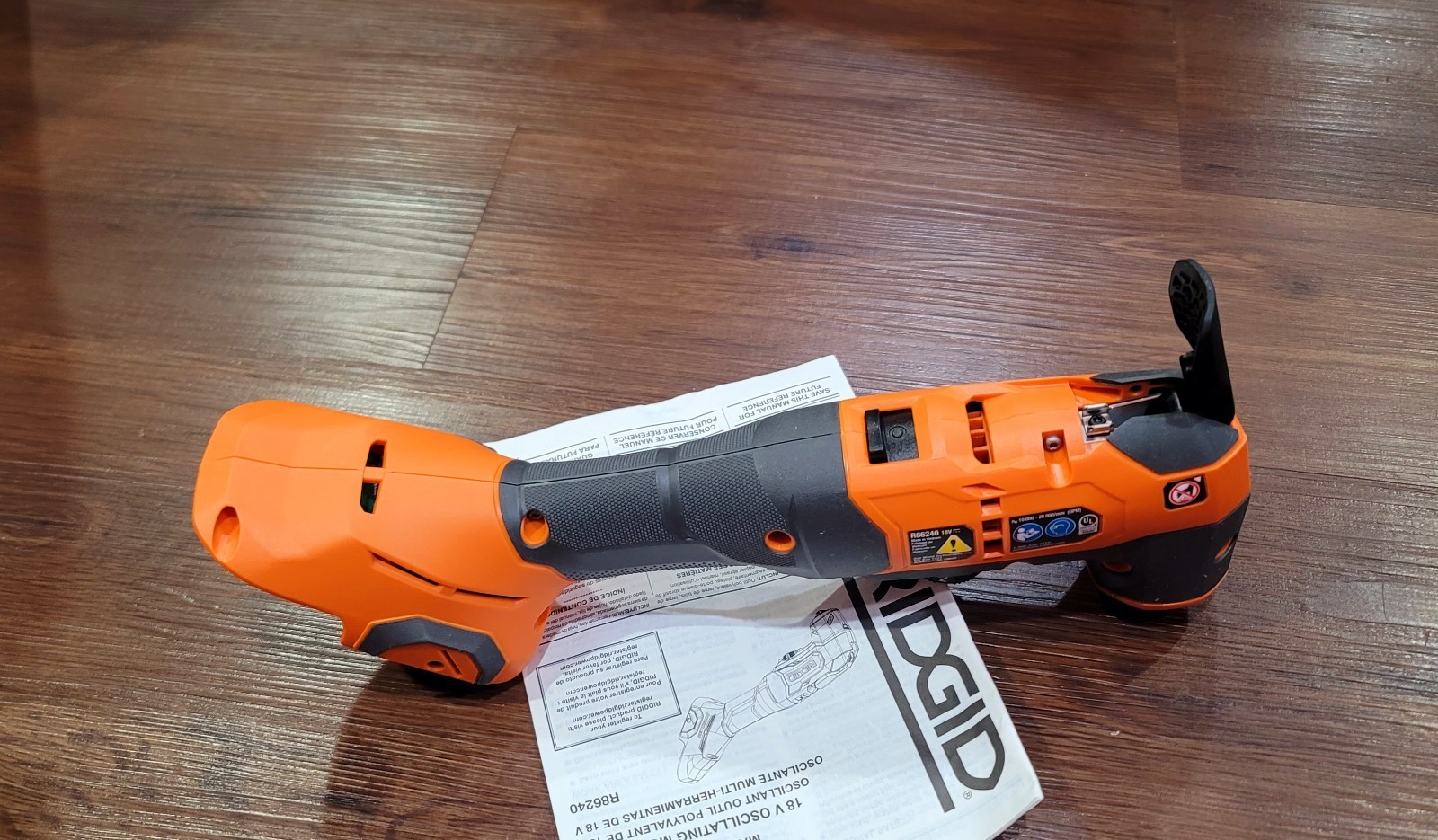 RIDGID R86240 18V Lithium-Ion Brushless Cordless Oscillating Multi-Tool