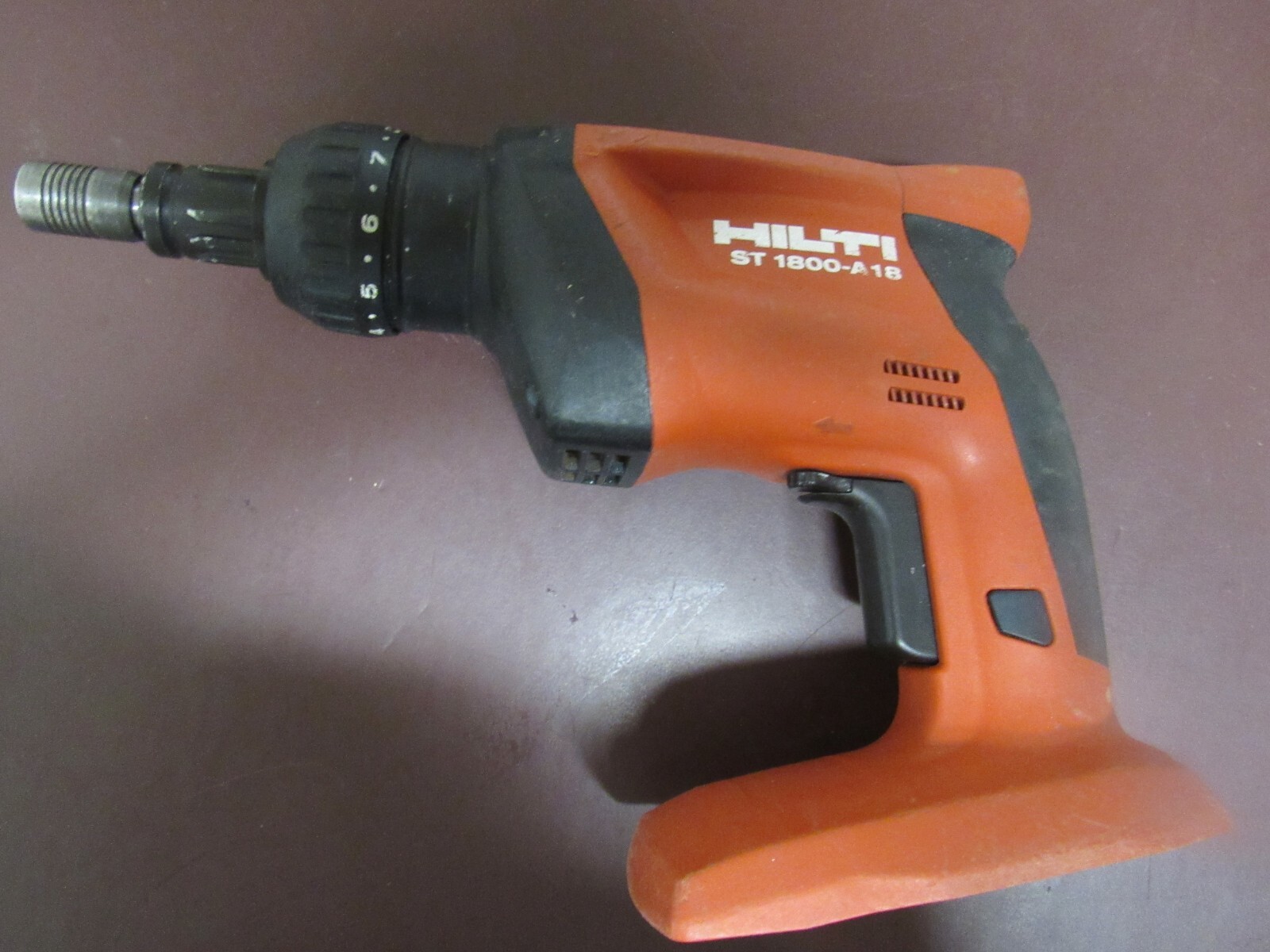 Hilti Tools Kit: Adjustable Torque Screwdriver, Batteries, Charger, Tool Bag