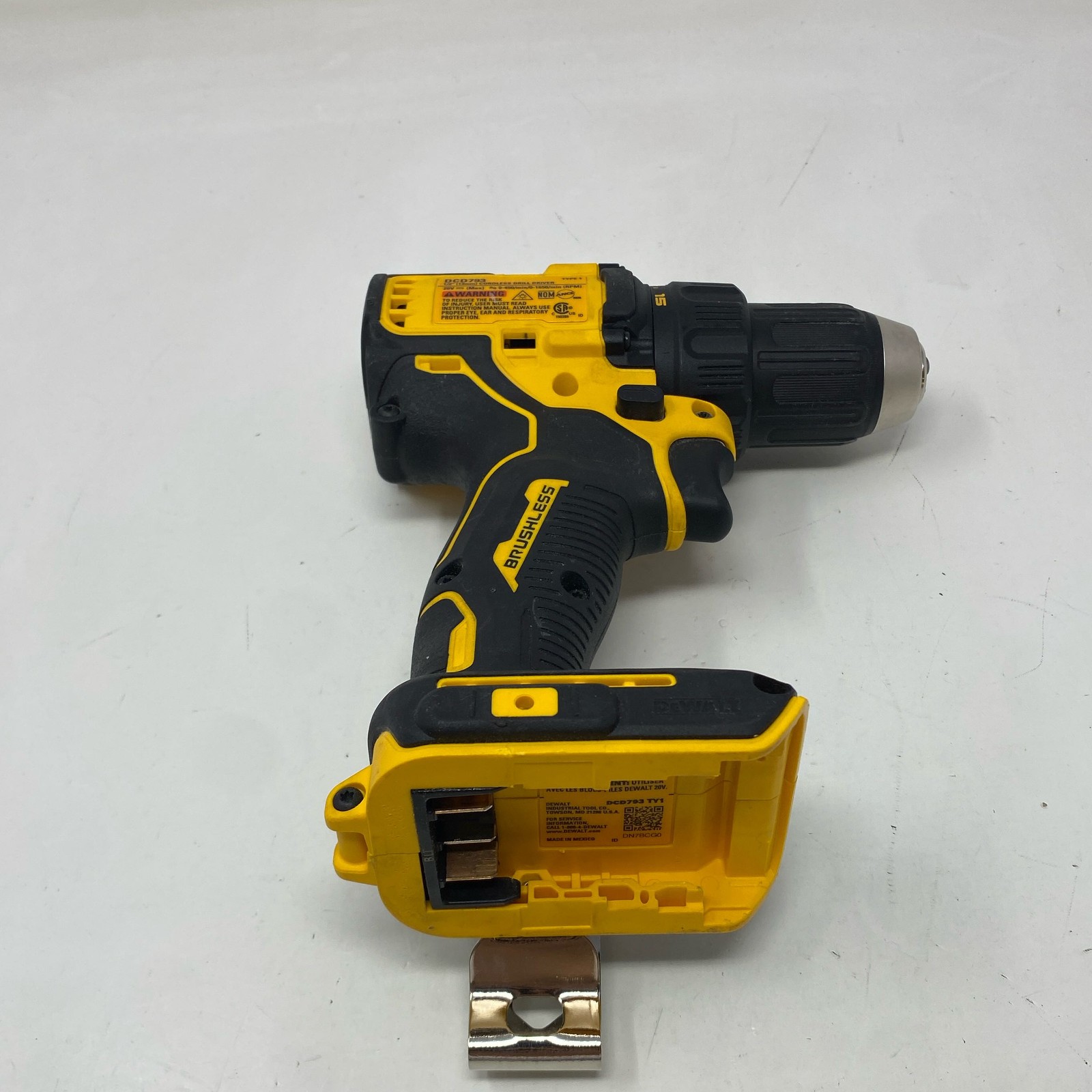 DEWALT 20V MAX 1/2in Brushless Drill DCD793B Tool Only Yellow/Black