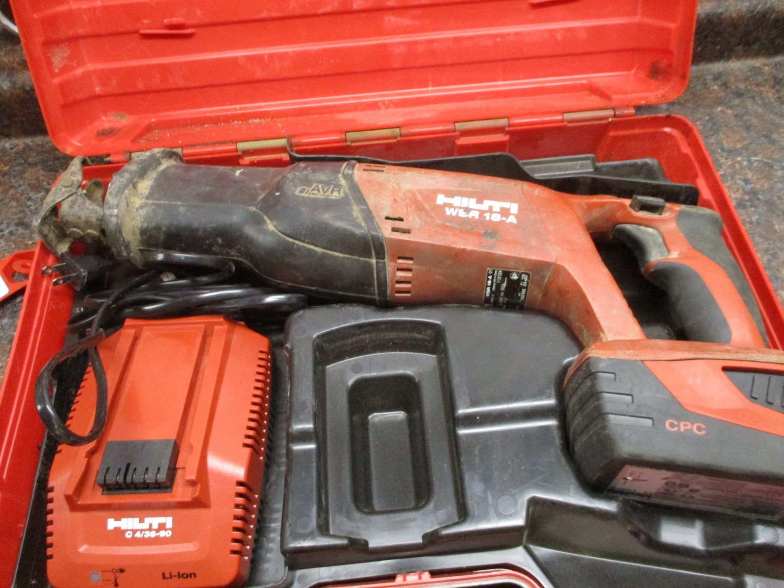 Hilti WSR 18-A Cordless Reciprocating Saw W/ Battery Charger Case