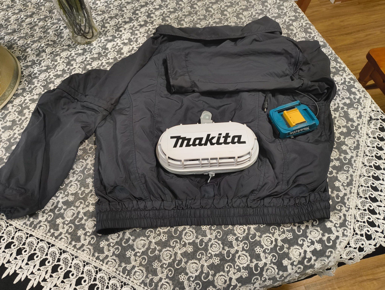 Rare Australian Black Colour Dyed Edition Makita Fan Jacket & Battery Holder