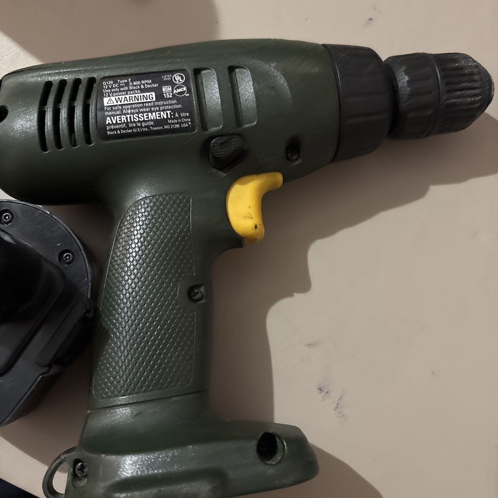 BLACK & DECKER 12v QUANTUM PRO Q120 Drill Driver 2 Batteries Untested /parts