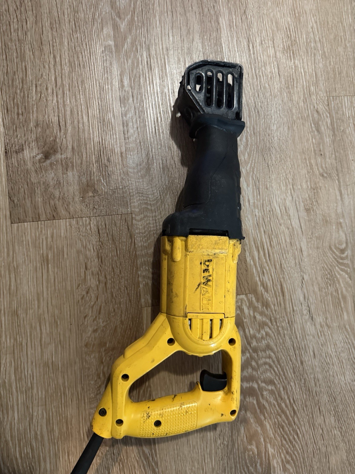 DEWALT DWE304 Reciprocating Saw 1 1/8&Prime; Stroke, Corded, Electric
