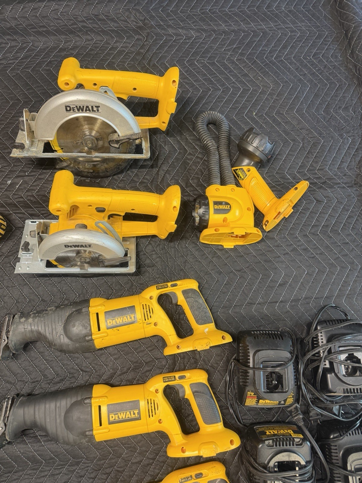 DEWALT