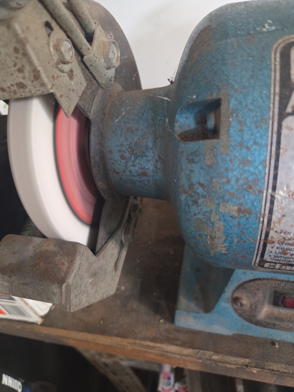 VINTAGE CLARKE METALWORKER 6&Prime; BENCH GRINDER SUPER RARE BT 1002