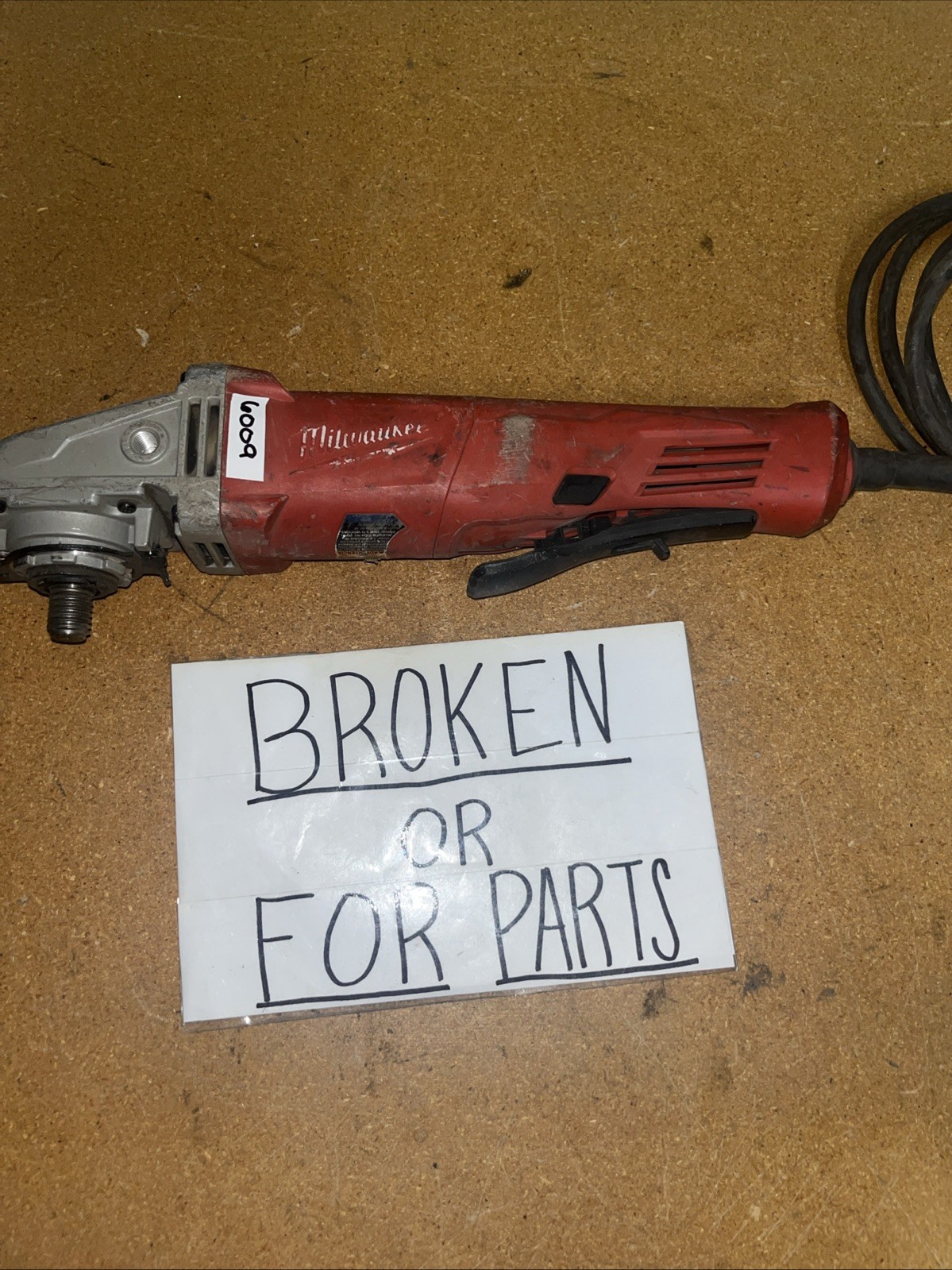 Broken Made In 2024 Milwaukee 6142-30 BROKEN 11Amp Corded 4-1/2” Grinder 6009