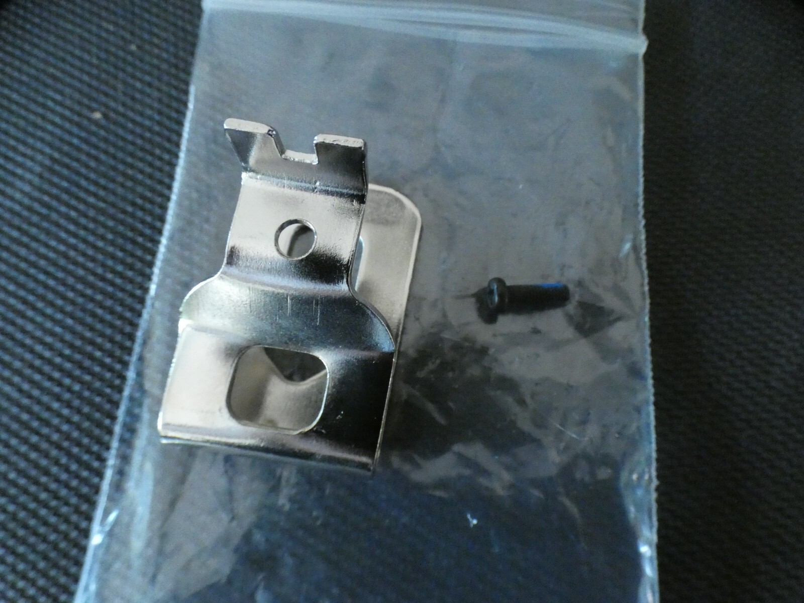 DEWALT BELT CLIP ACCESSORY FROM CORDLESS DRILL OR IMPACT WRENCH (CLIP ONLY)