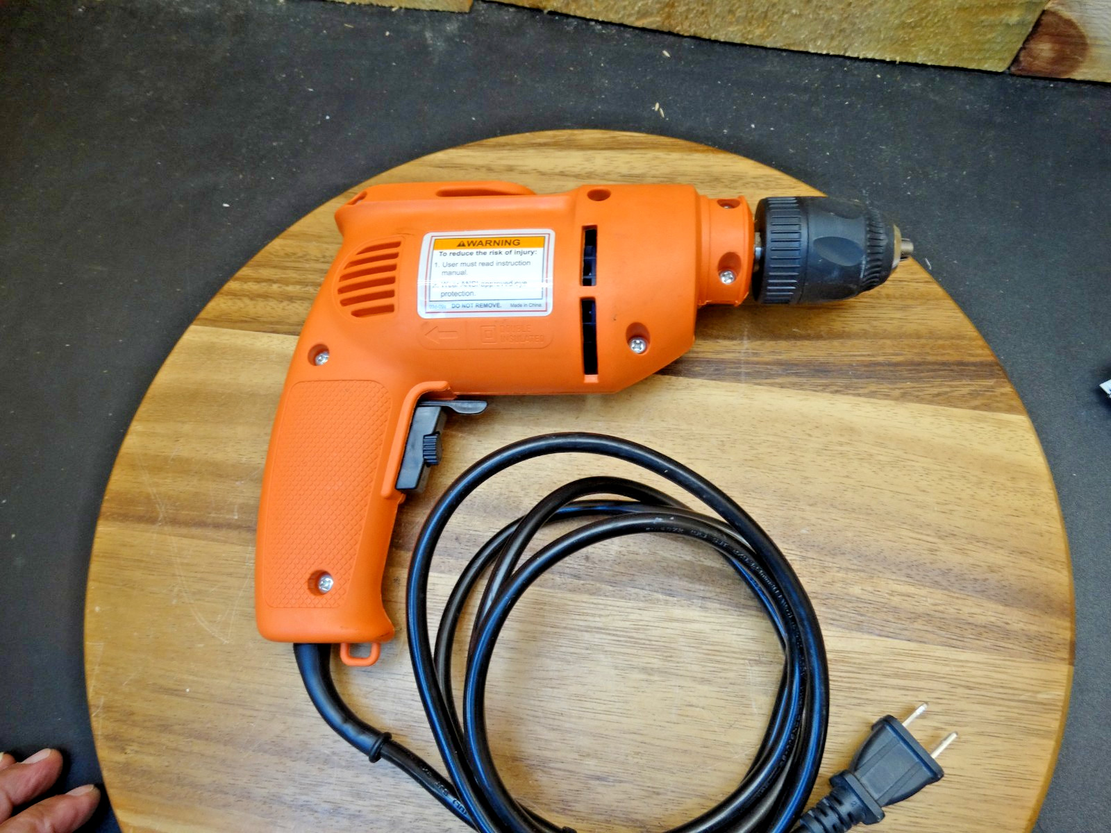 Chicago 3/8&Prime; Variable Speed 0-3000 RPM Corded Drill 03670 with Keyless Chuck