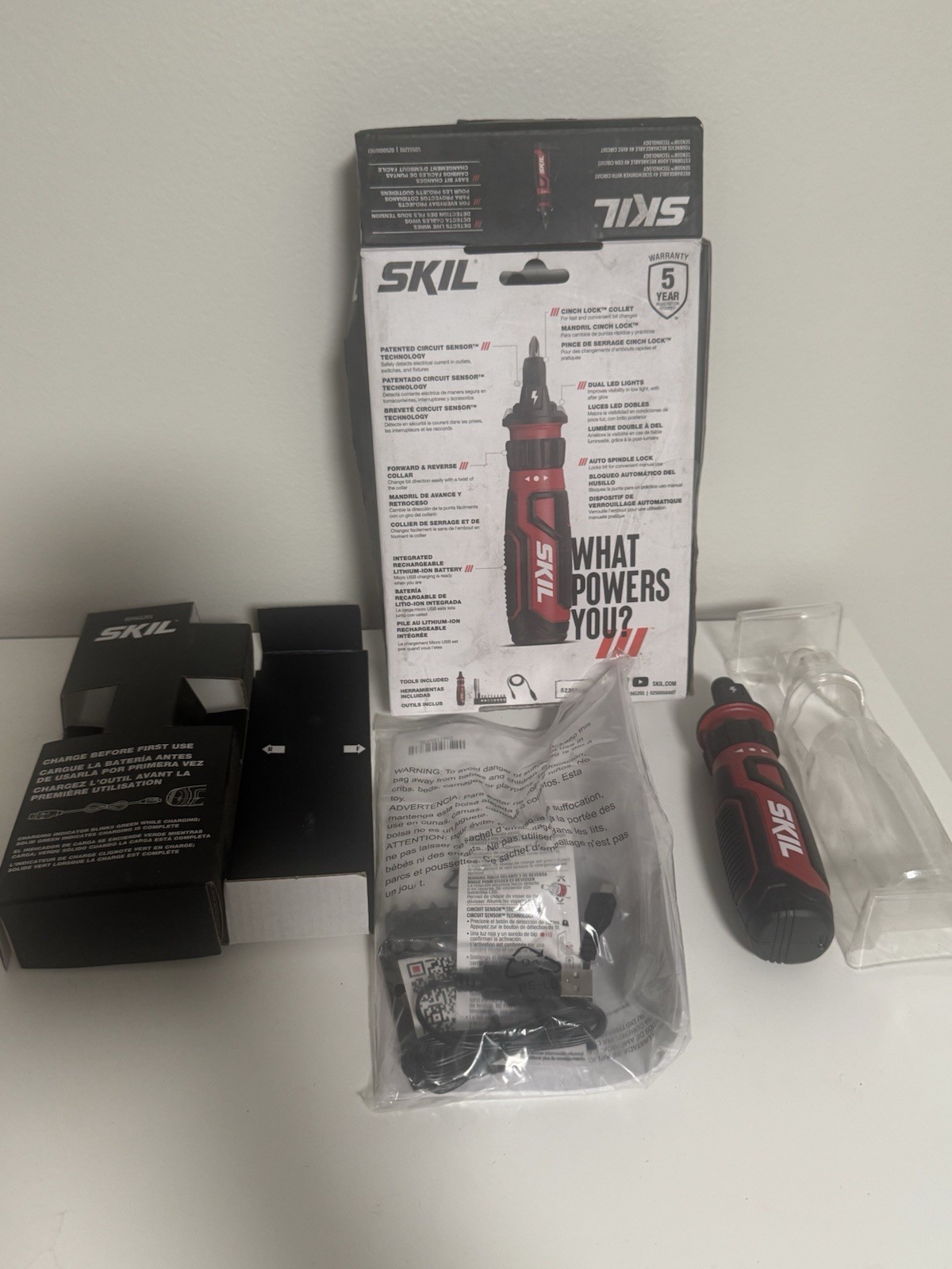 SKIL Twist 2.0 SD5619 4V Cordless Li-Ion Screwdriver LED, Charger & Bits