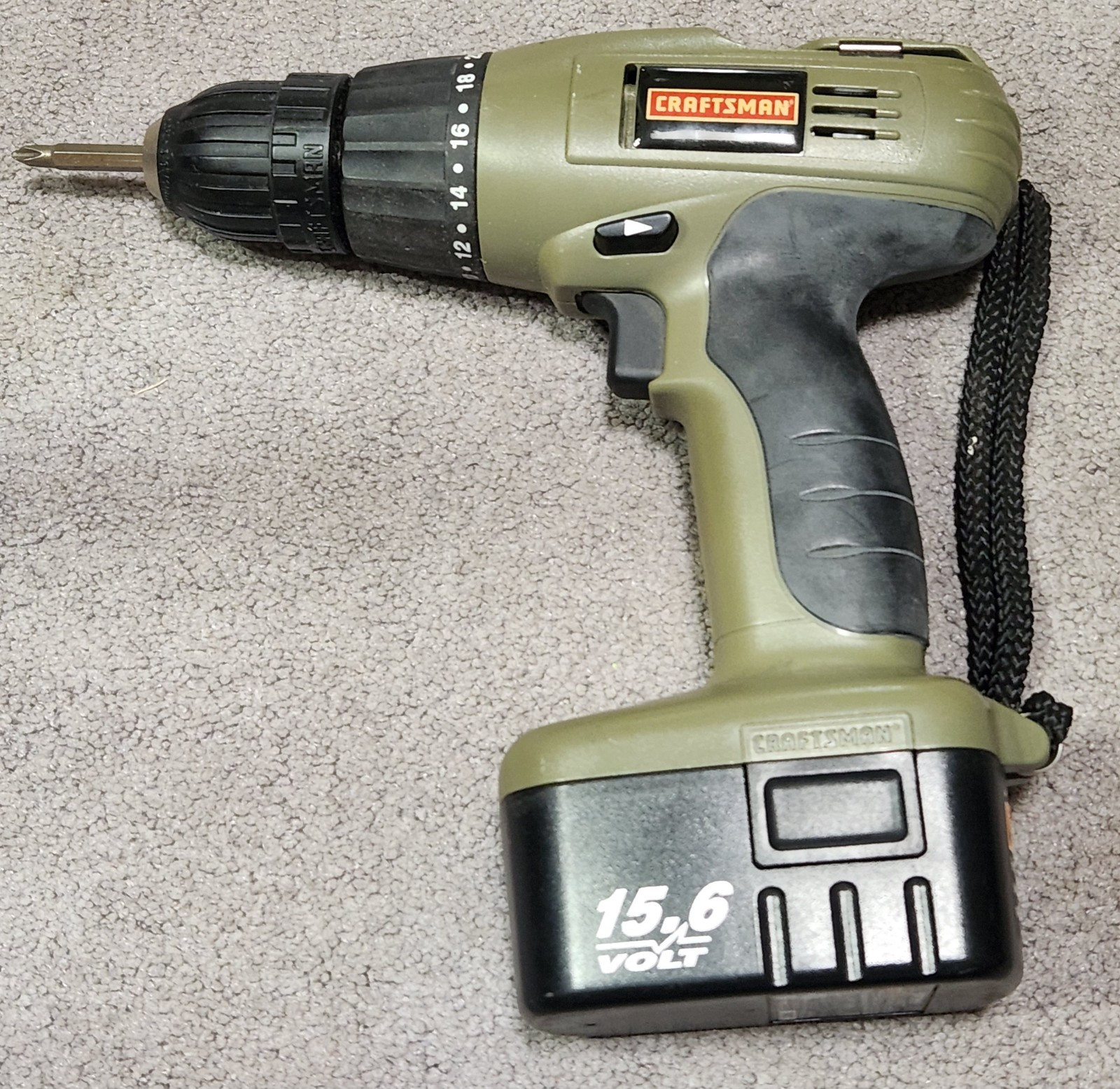 Craftsman 15.6 Volt Flashlight, 3/8 Drill/Driver, 2 Batteries ( Working N/A)