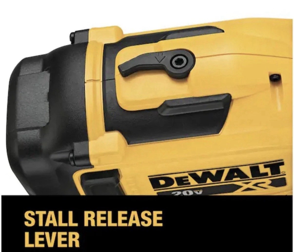 DEWALT 20V MAX 15-Degree Roofing Nailer Kit with 2.0Ah Battery, Charger & Bag