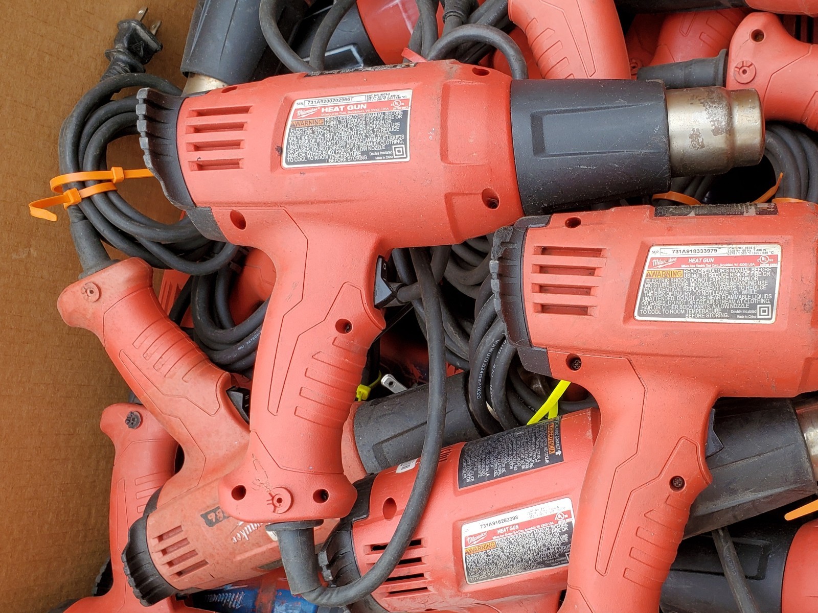 1 EA. Milwaukee Tool 8975-6 Dual Temperature Heat Gun Tested VG Condition