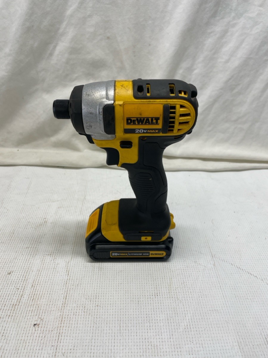 DEWALT IMPACT DCF885 (P31023199)
