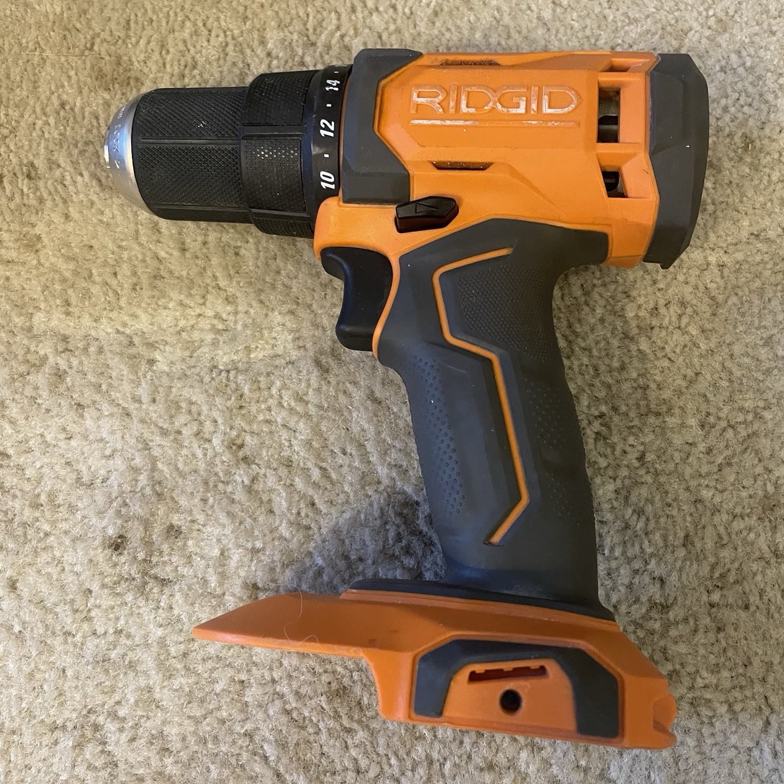 RIDGID 18V Cordless 5 Tool Combo Kit w/ 2 Batteries, Charger & Tool Bag