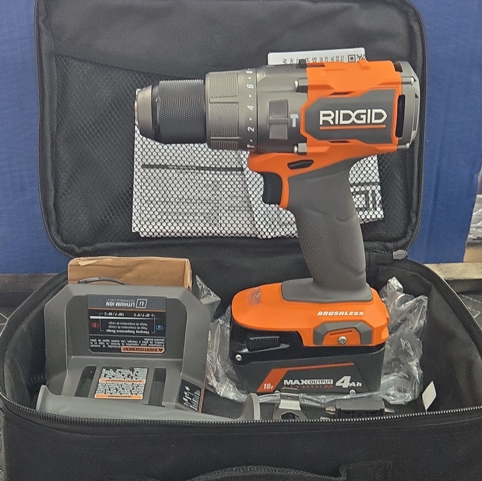 RIDGID R86115 18V Brushless Hammer Drill Kit 4Ah Li-Ion Battery Charger Case